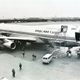 747 de PanAm Cargo, una característica sobreviviente del diseño militar de Boeing fue la capacidad de cargarlo frontalmente gracias a la ubicación de la cabina de pilotos.